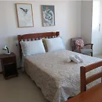 Temporada Em Copacabana A 4 Quadras Da Praia